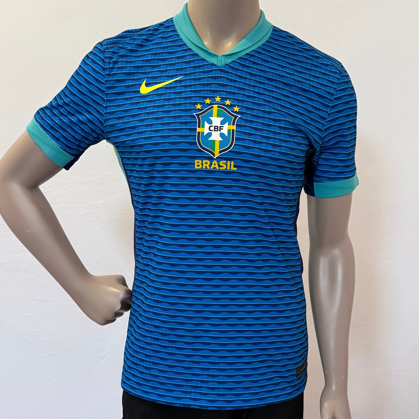 Jersey Brasil player issue visita 24/25