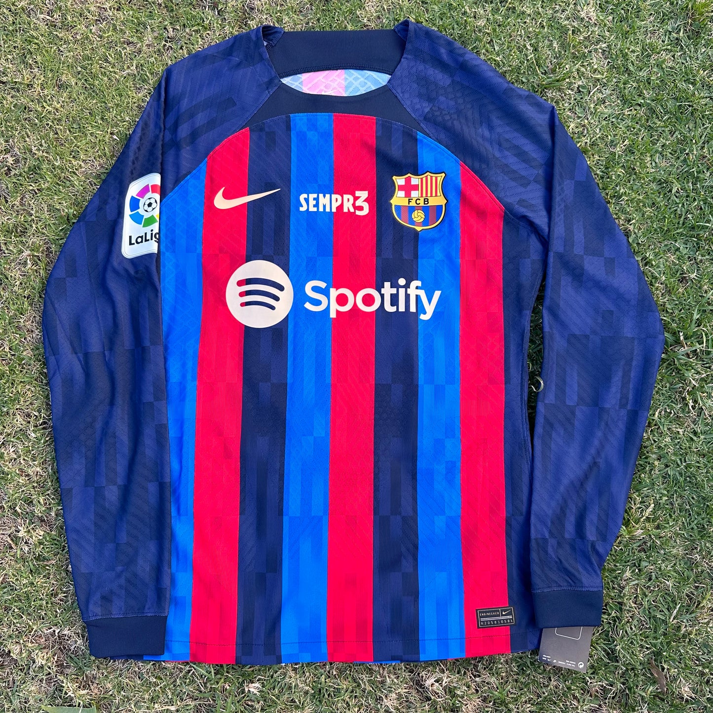 Jersey Barcelona Piqué SEMPR3 Local Player Issue 22/23