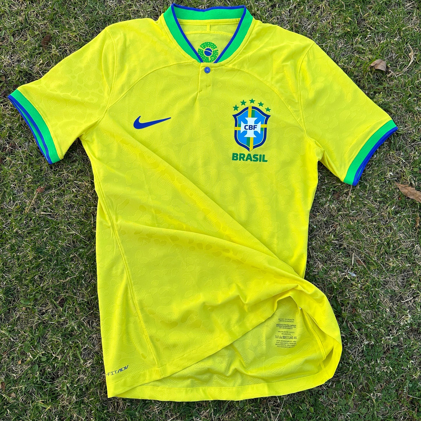 Jersey Brasil Local 2022/2023 Player issue