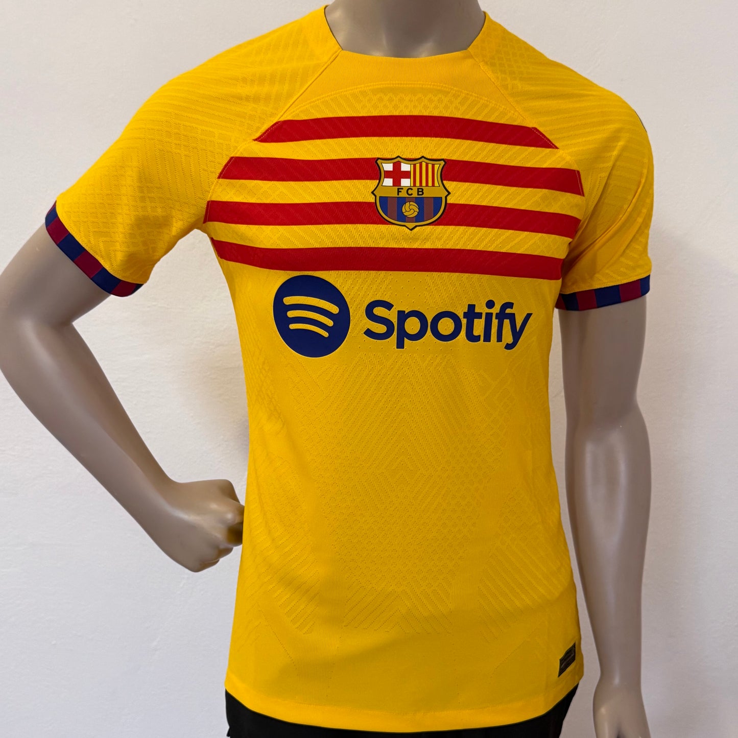 Jersey F.C. BARCELONA Away Senyera 22/24 Player issue